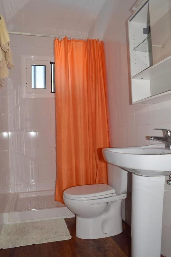 Apartamento Reni ติอาส ภายนอก รูปภาพ
